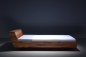 Preview: orig. LUGO - hochwertiges, modernes & zeitloses Bett Design mit markantem Kopfteil